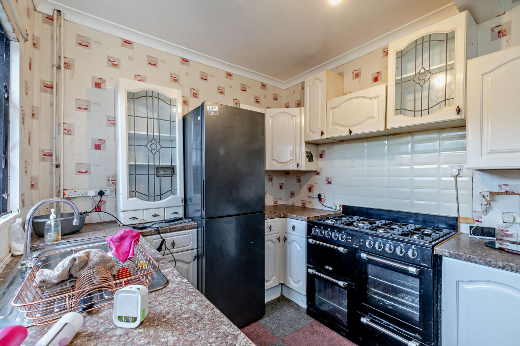 Property photo 2 of 14