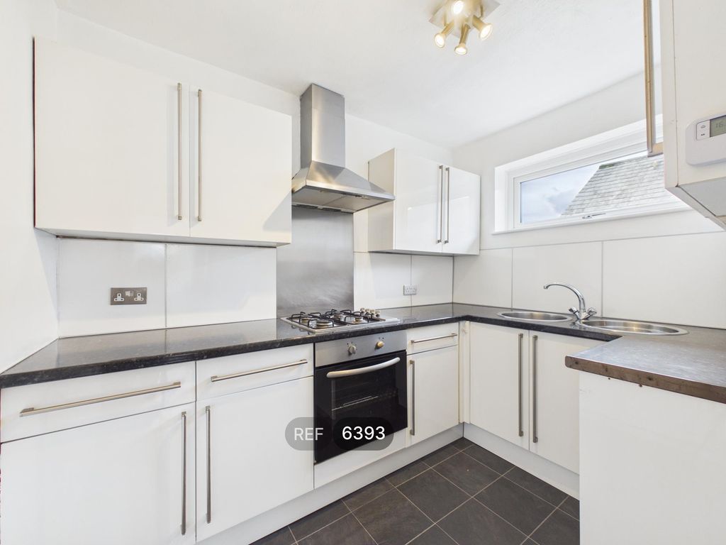 Property photo 2 of 15 Kitchen