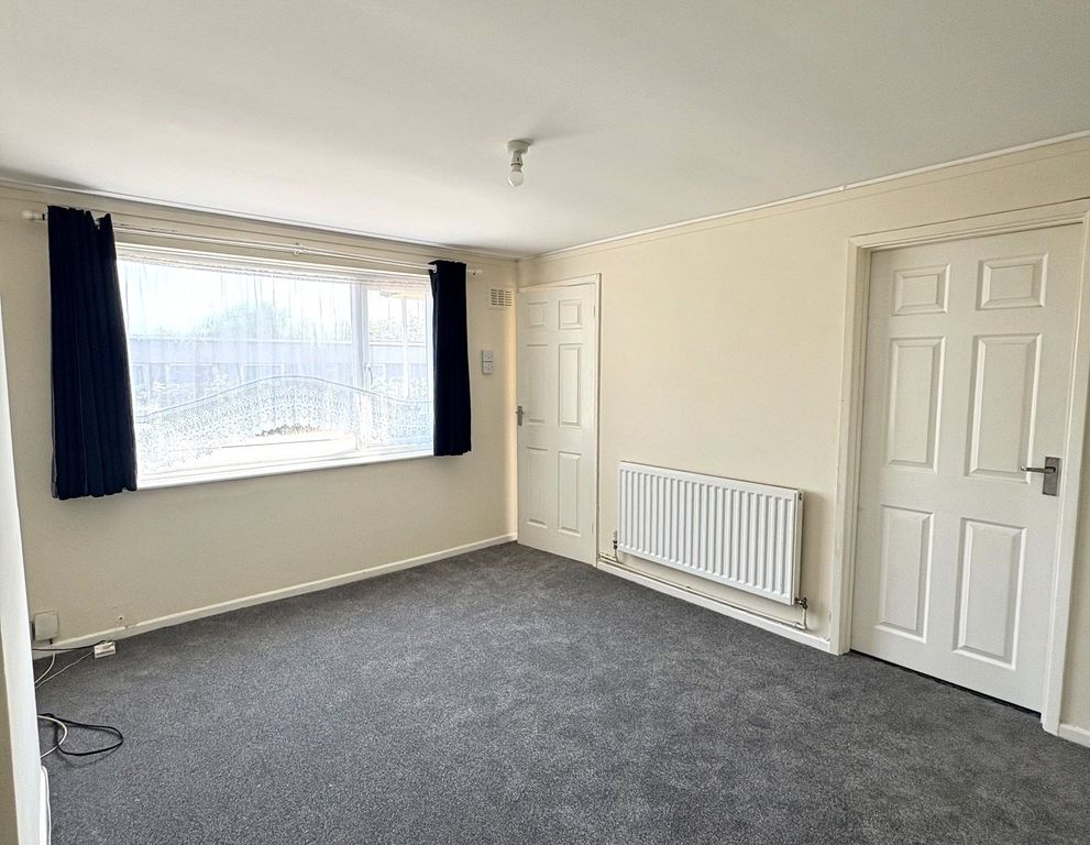 Property photo 3 of 8 Picture No. 20