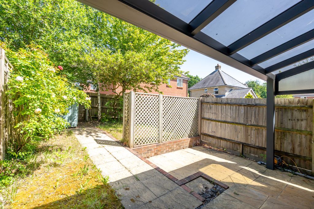 Property photo 2 of 18 Photo 17