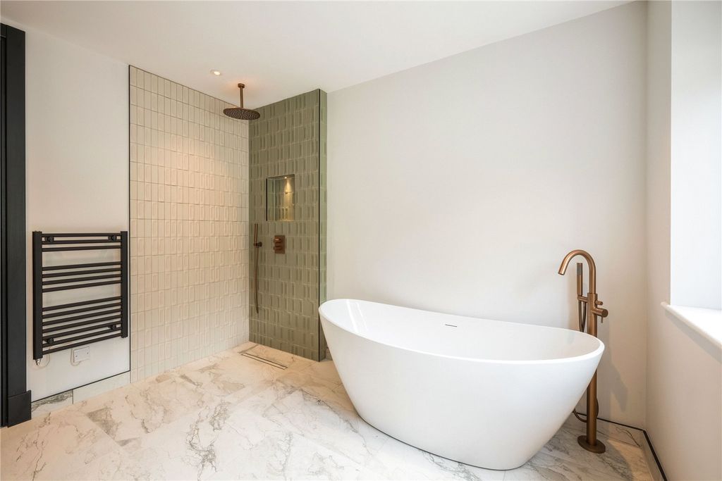 Additional image 11 of 6 bed detached house to rentOakhill Road, Sevenoaks, Kent TN13