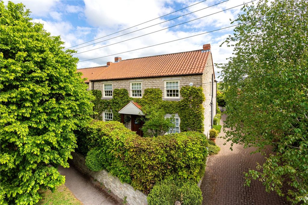Property photo 1 of 17 Picture No. 40