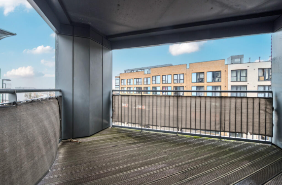 Property photo 3 of 13