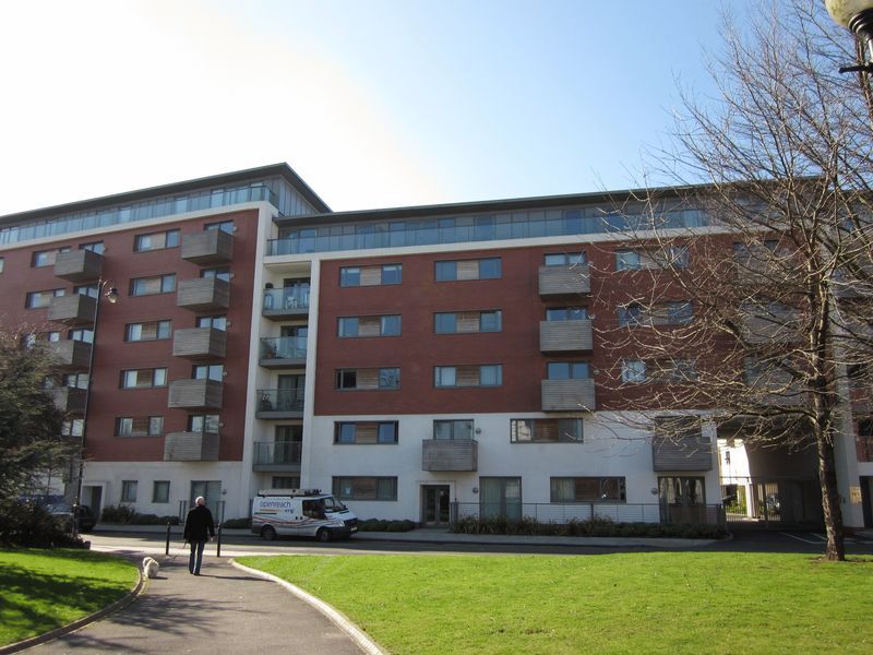 Property photo 1 of 7 Front Aspect