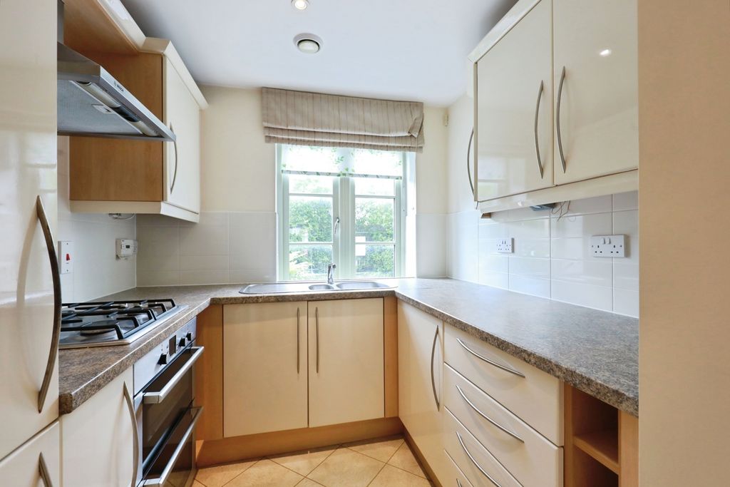 Property photo 2 of 12 Pbox-Img.Jpg