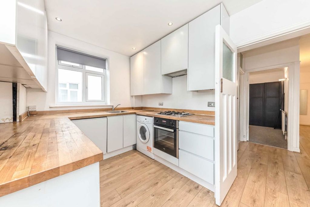 Property photo 2 of 4