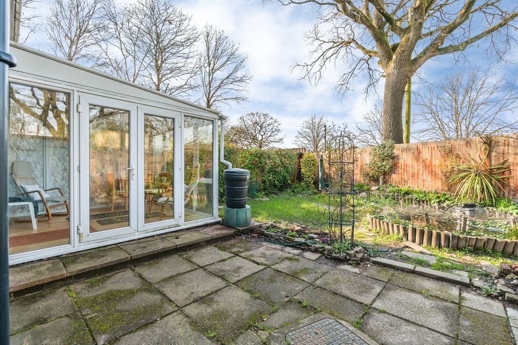 Property photo 2 of 18 Pbox-Img.Jpg