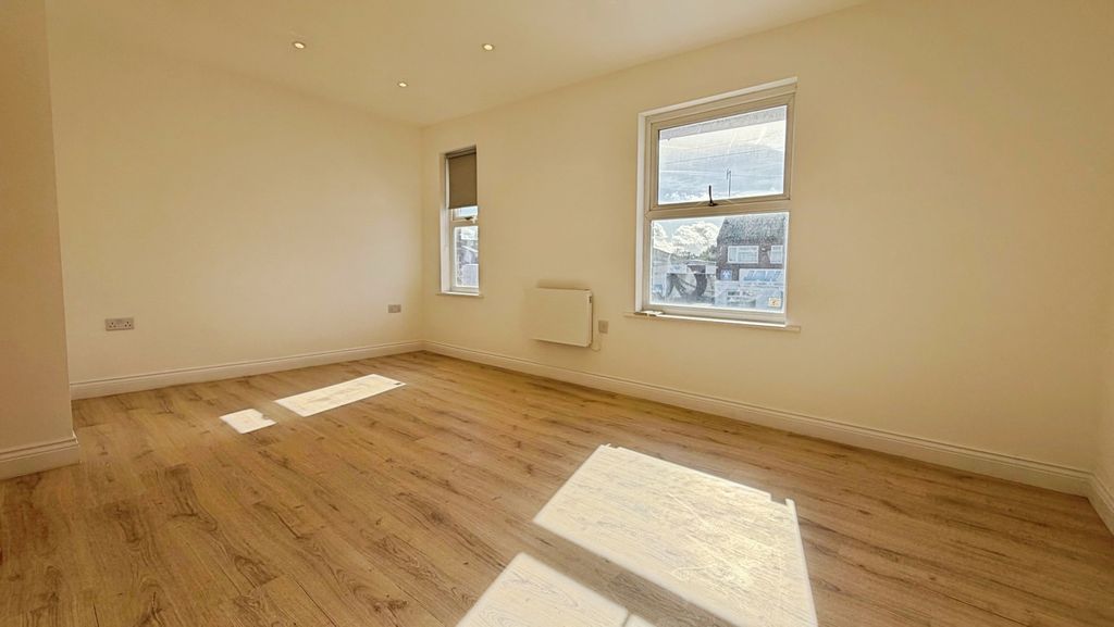 Property photo 2 of 15 Reception Room