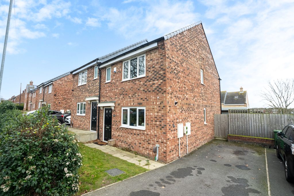 Property photo 1 of 25 Brooklandavenue3