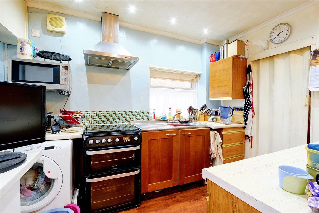 Property photo 3 of 18 Kitchen Diner_2.Jpeg