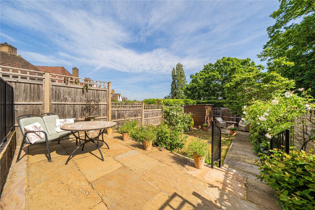 Property photo 3 of 20 Picture No. 05
