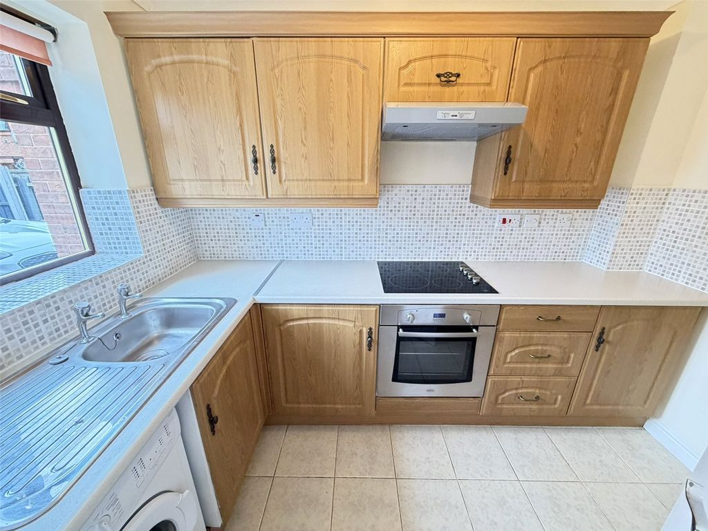 Property photo 3 of 18 Picture No. 30