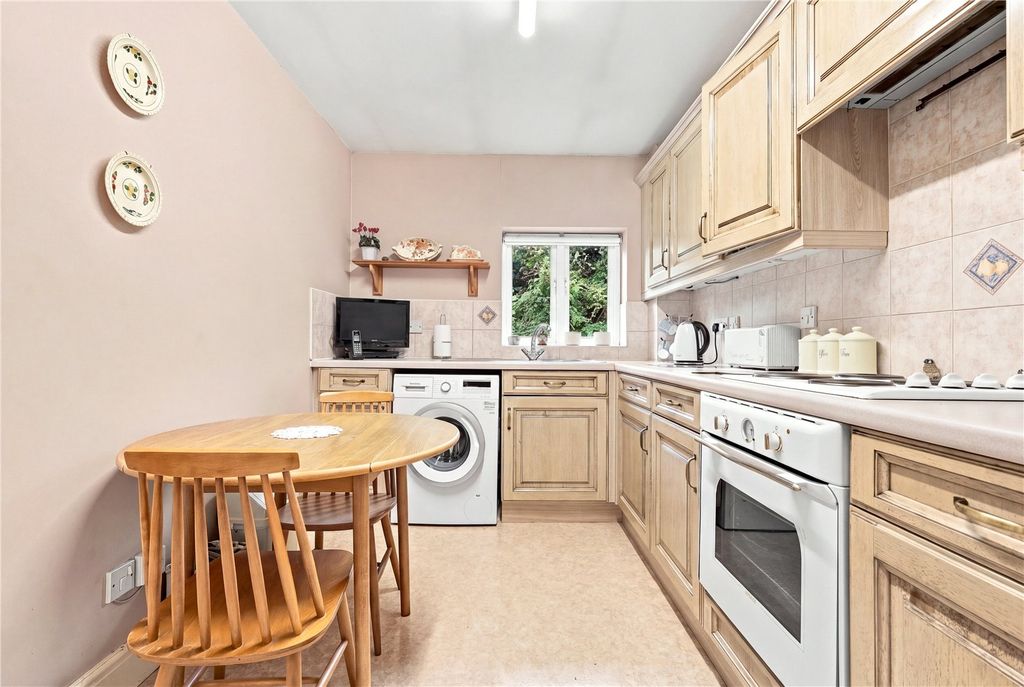 Property photo 3 of 16 Picture No. 06