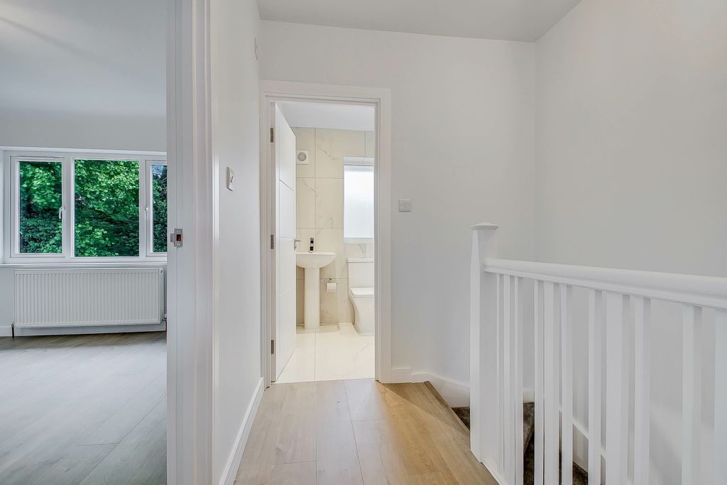 Additional image 6 of 3 bed terraced house for saleElton Avenue, Greenford UB6