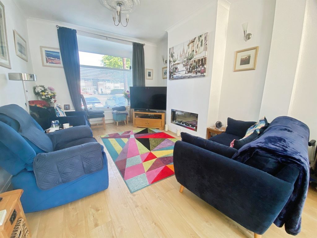 Property photo 2 of 13