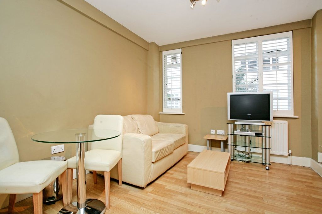 Property photo 1 of 5