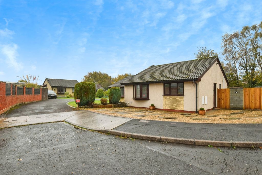 Property photo 1 of 15 Photo