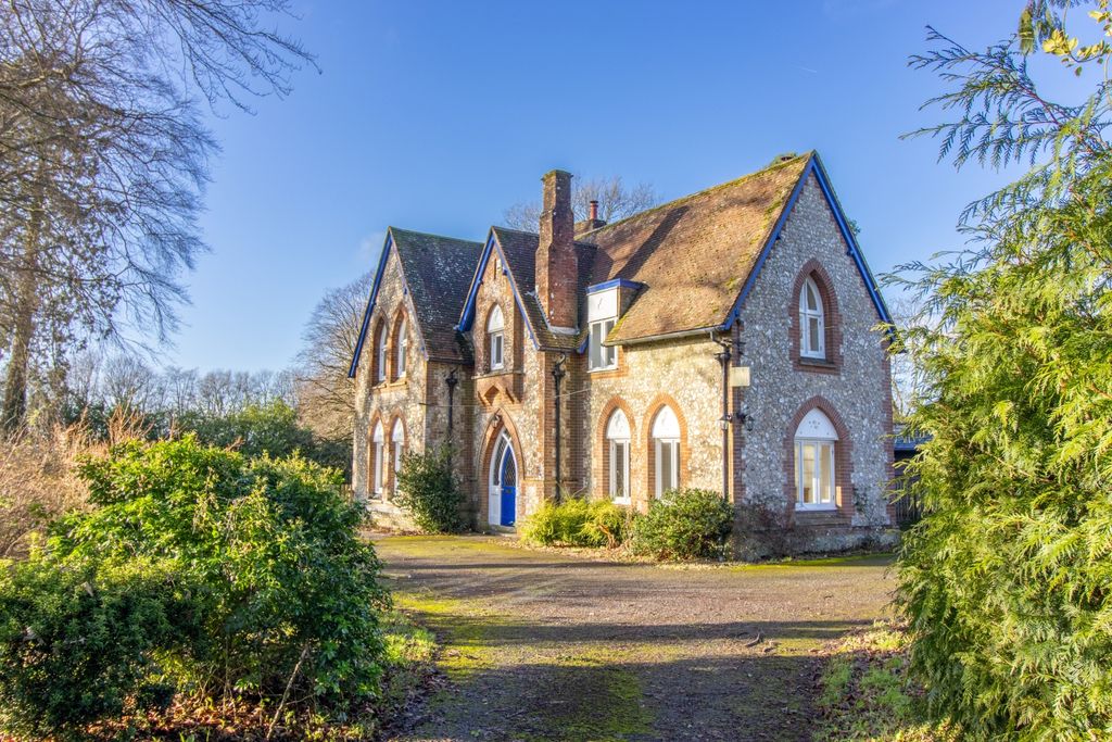 Property photo 1 of 41 Img_6040