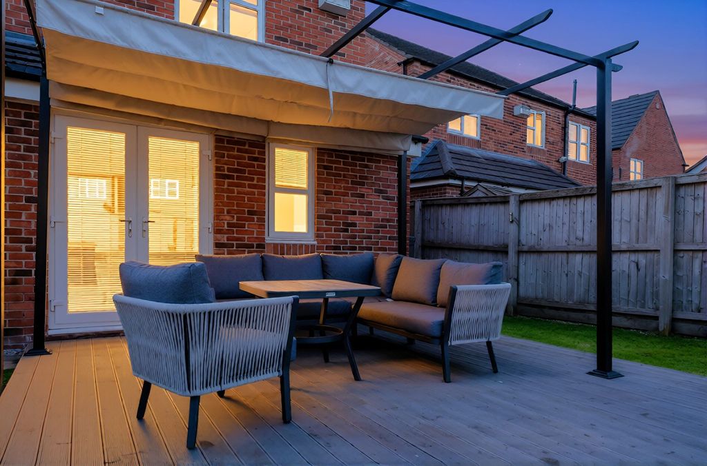 Property photo 3 of 54