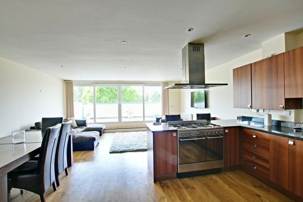 Property photo 3 of 18 5051223