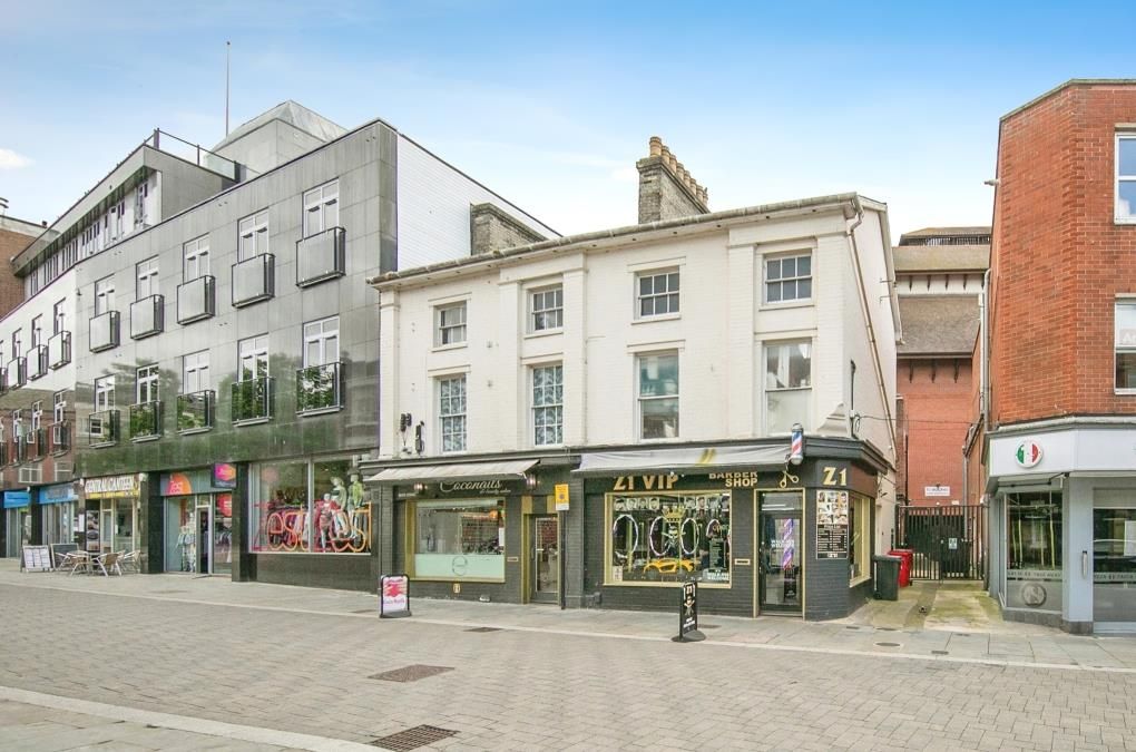 Property photo 1 of 9 Front