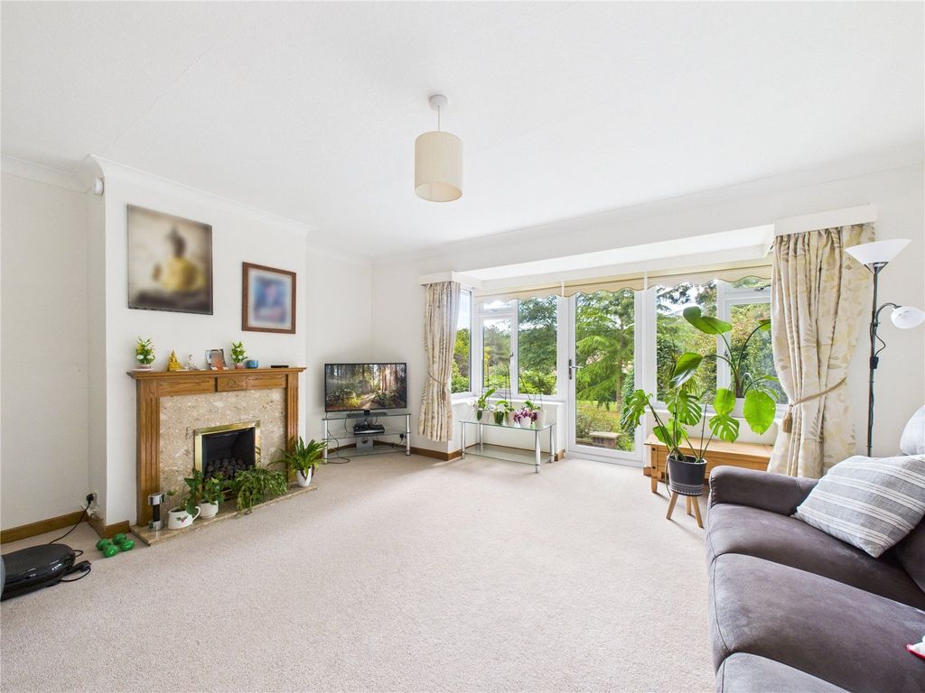 Property photo 2 of 9 2 - Picture No. 07