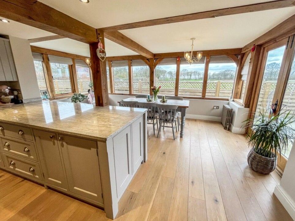 Property photo 2 of 25