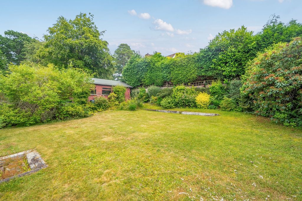 Property photo 3 of 18