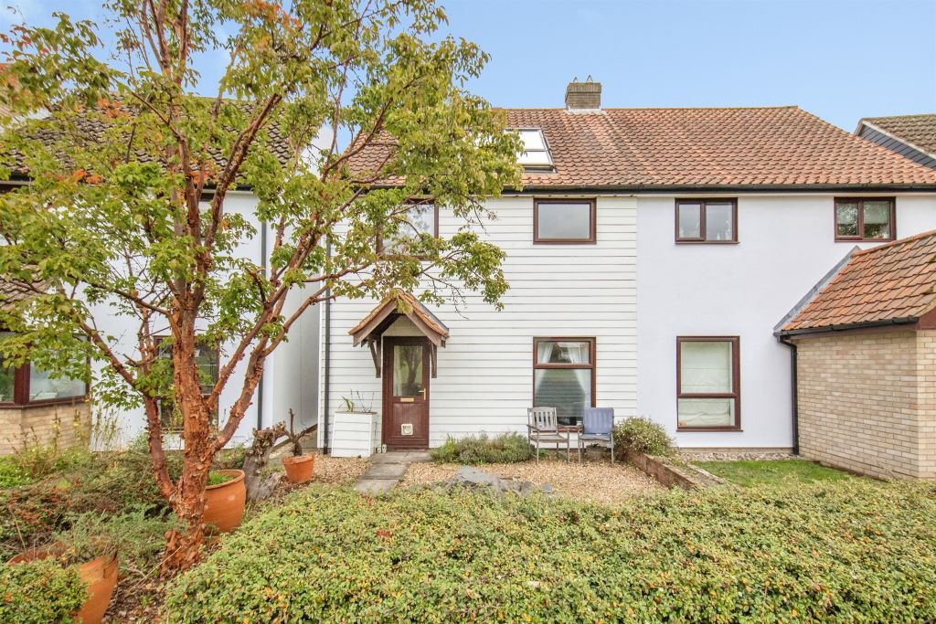 Property photo 1 of 25