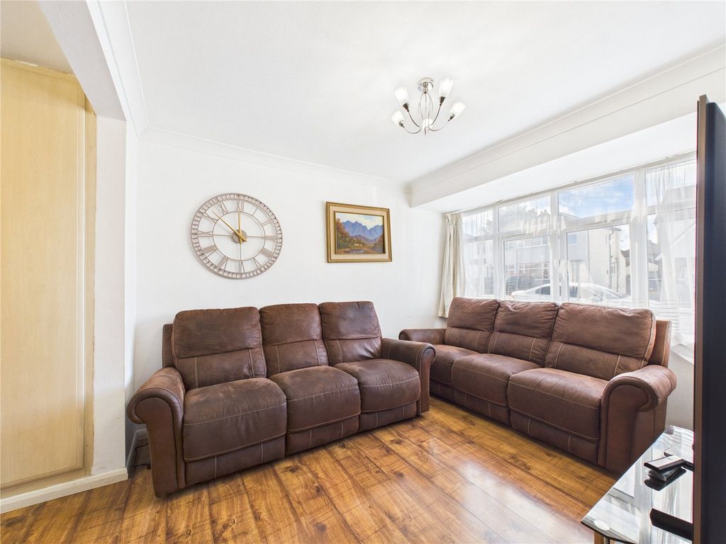 Property photo 2 of 29 Picture No. 08