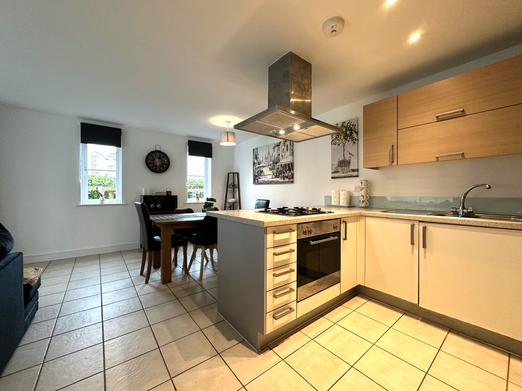Property photo 2 of 9