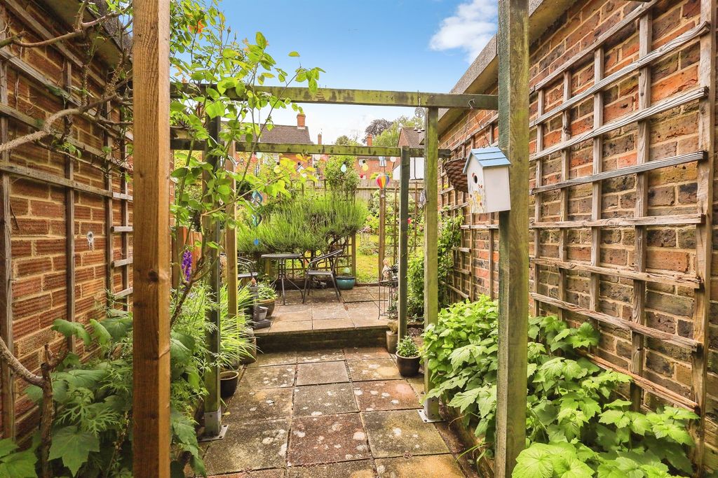 Property photo 2 of 17