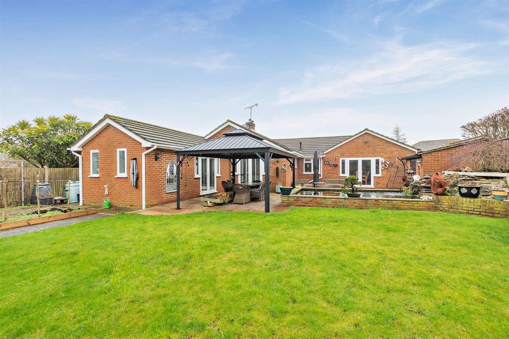 Property photo 1 of 20 Rear External