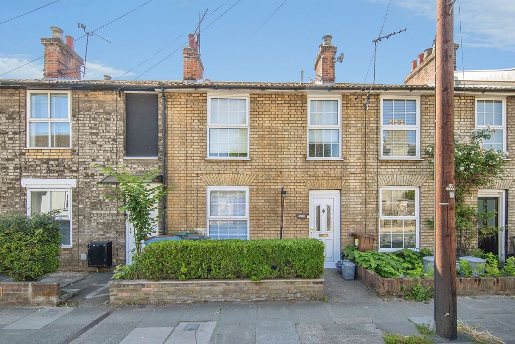 Property photo 1 of 16