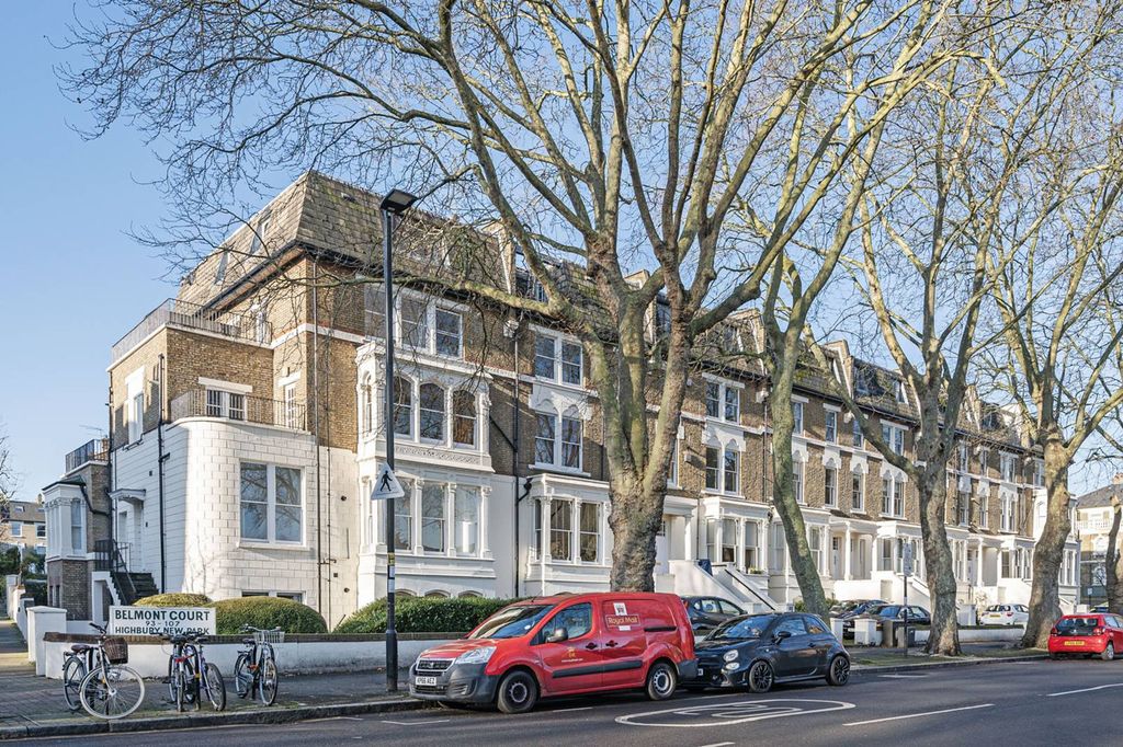 Property photo 3 of 13