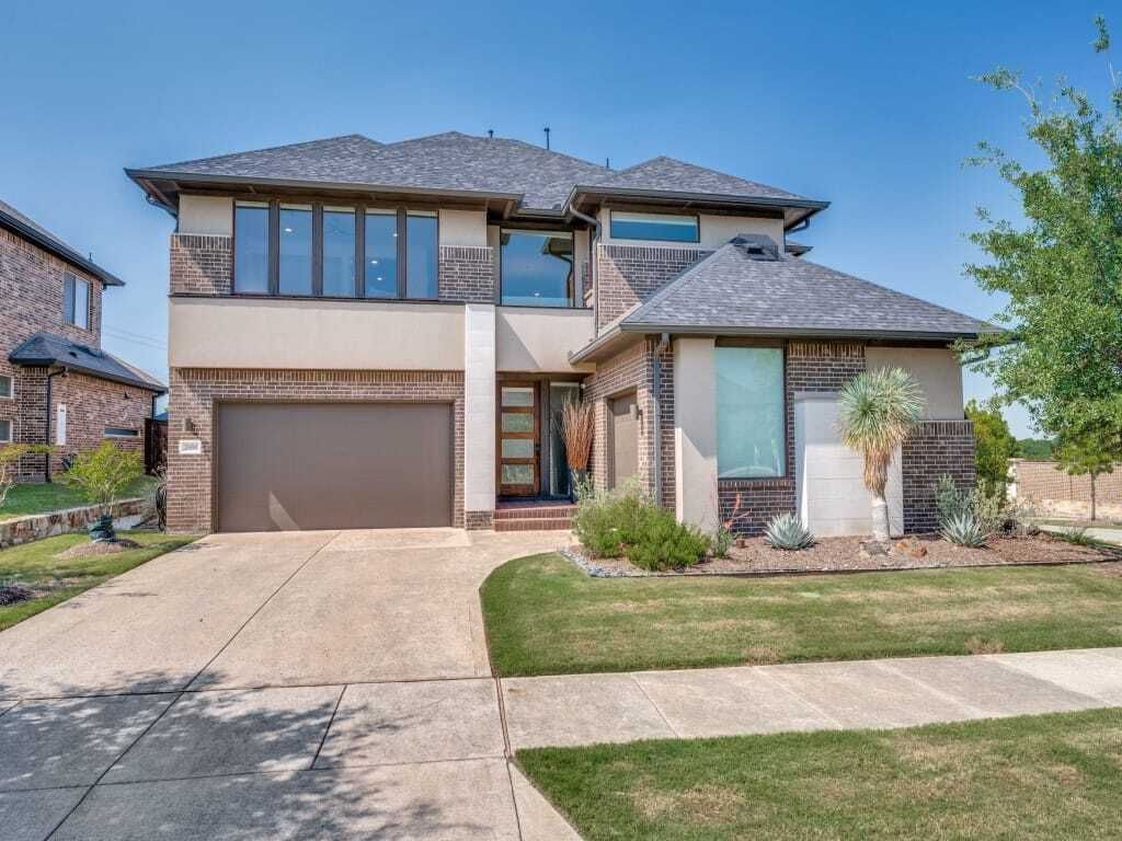 Property photo 1 of 25