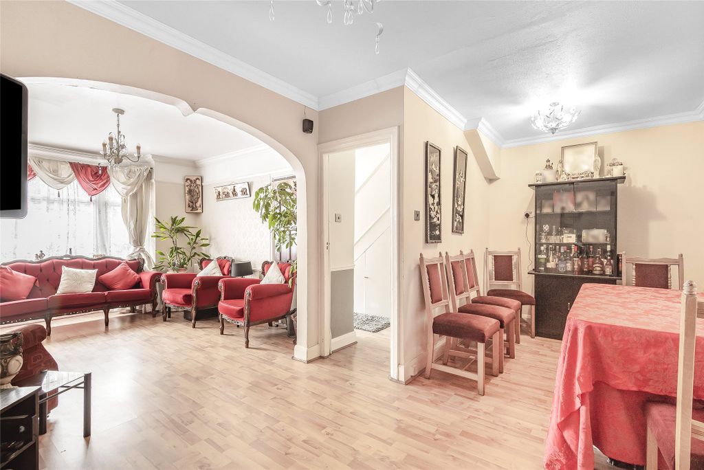 Property photo 2 of 15 Dining Room
