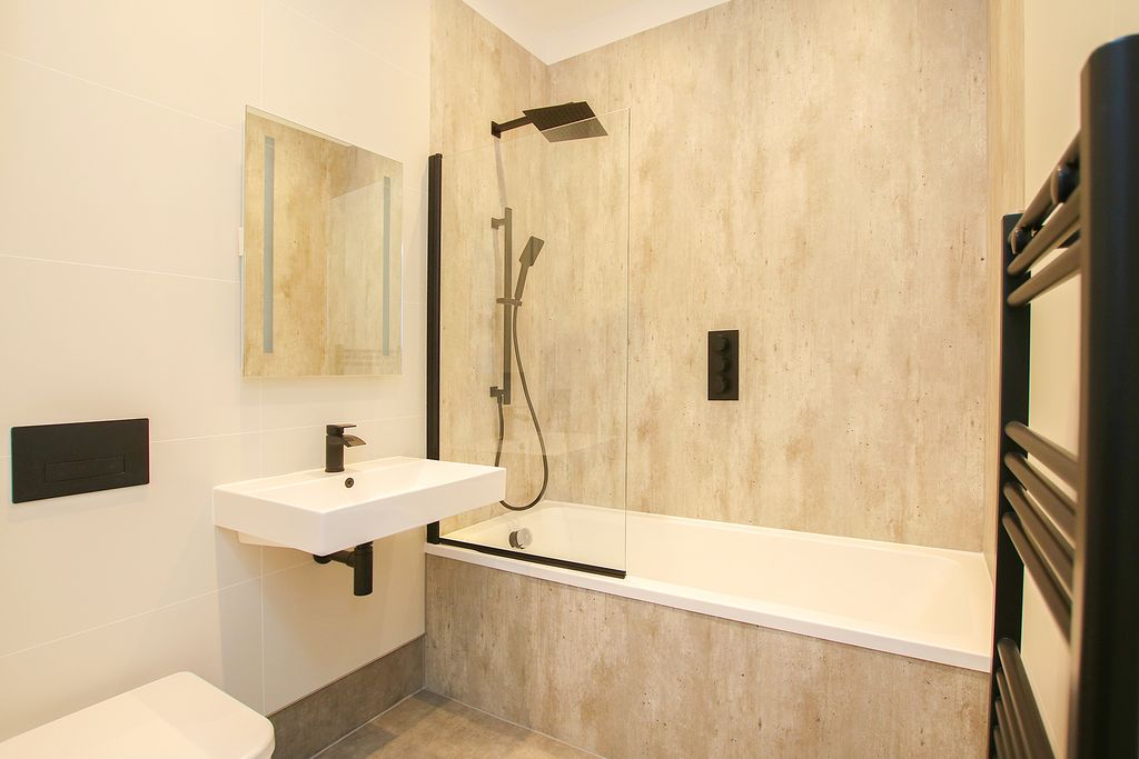 Property photo 3 of 5 Photo 2