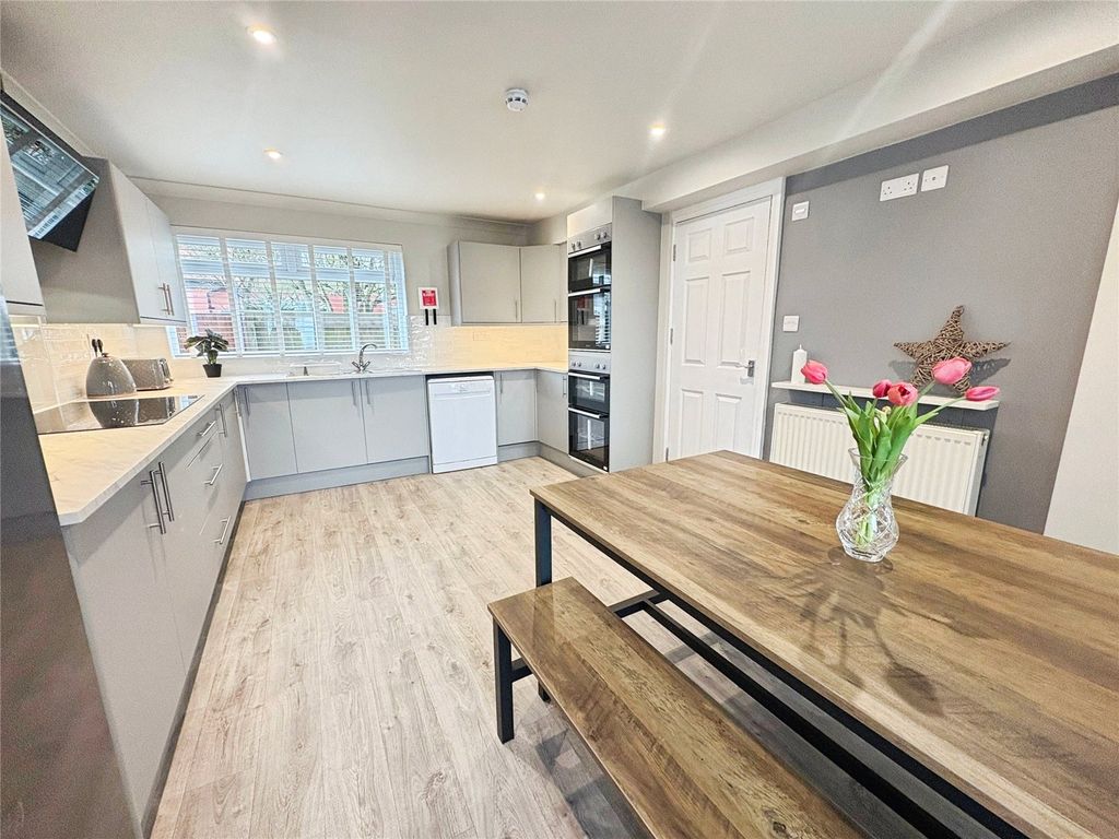 Property photo 1 of 14 Picture No. 07