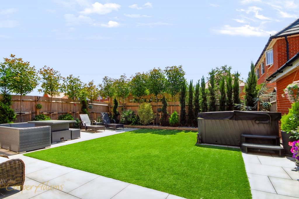 Property photo 3 of 21 Rear Garden