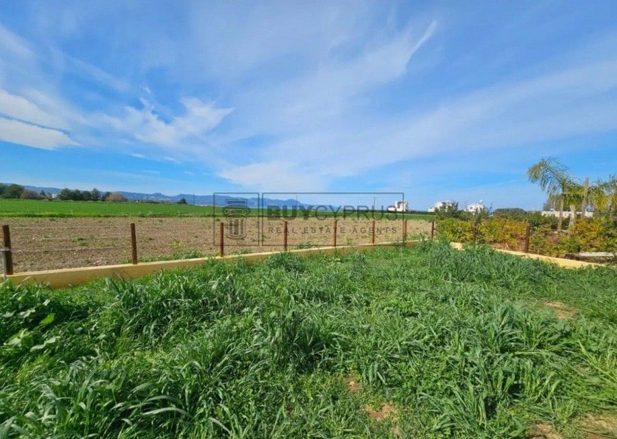 Property photo 2 of 9