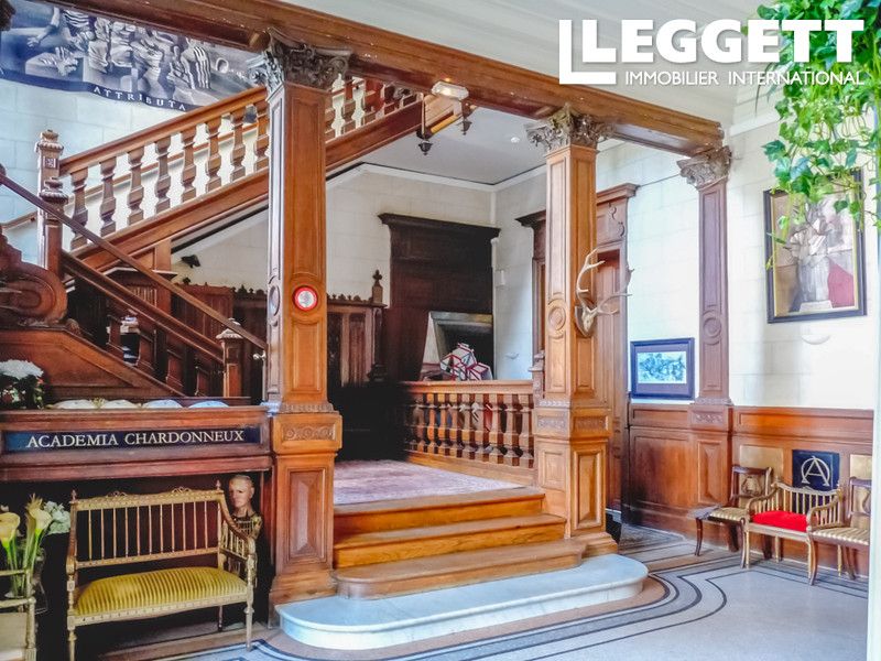 Property photo 3 of 10