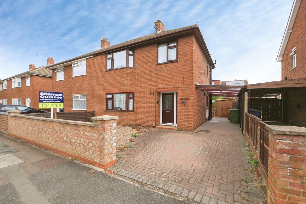 Property photo 1 of 18