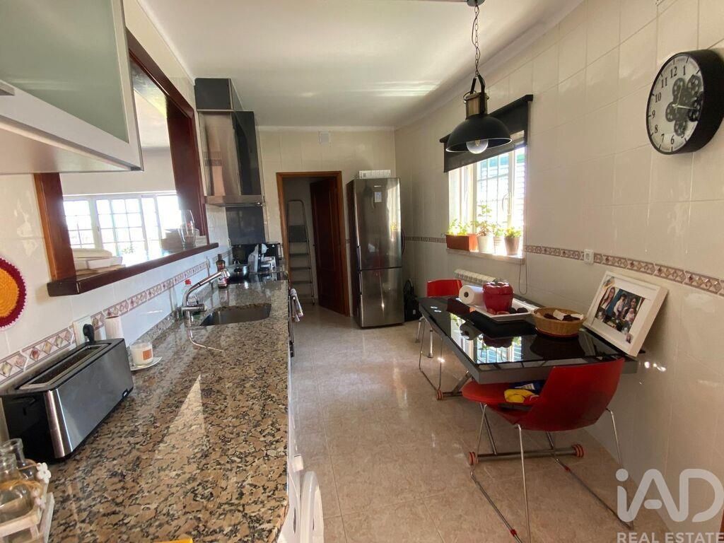Property photo 1 of 30
