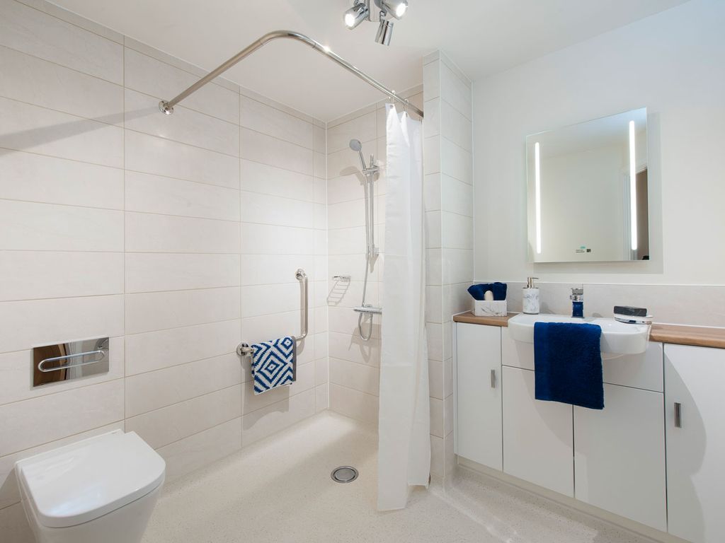 Property photo 3 of 12 Show Home Shower Room