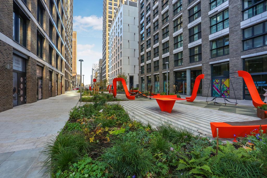 Property photo 1 of 14 Image