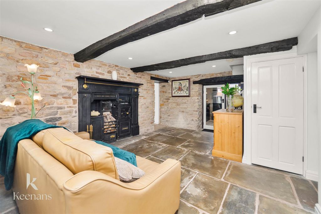 Property photo 3 of 89 3.Jpg