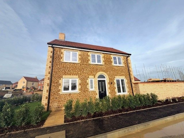 Property photo 1 of 12 Front