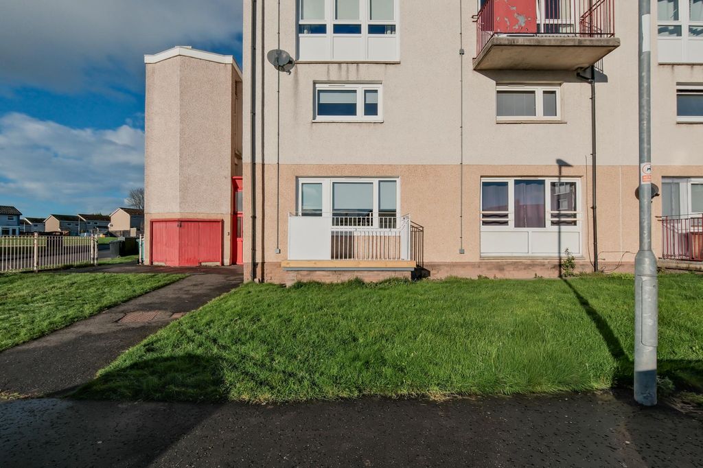 Property photo 1 of 30