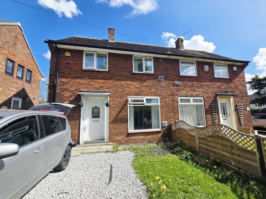 Property photo 1 of 3